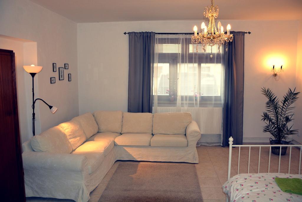 Apartmany Pod Putimskou Branou Písek Exterior foto
