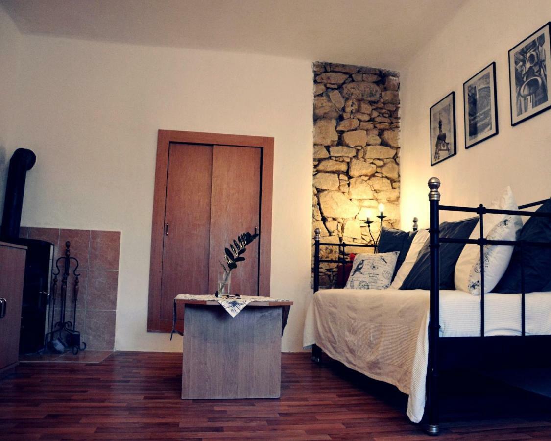 Apartmany Pod Putimskou Branou Písek Exterior foto